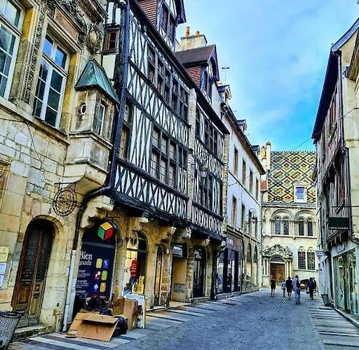 Apartment De Luxe 3 Etoiles Au Coeur De *